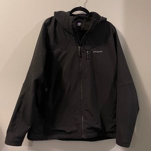 Patagonia Men’s Black Lightweight Hooded Jacket